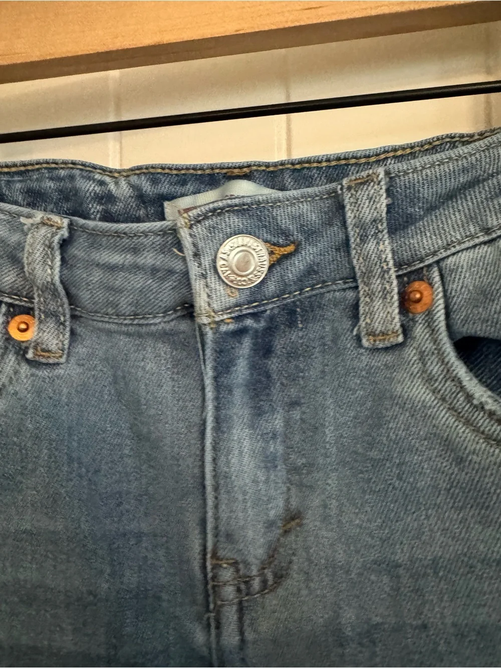 Levi's Girls Light Blue Wide-Leg Distressed Cropped Jeans